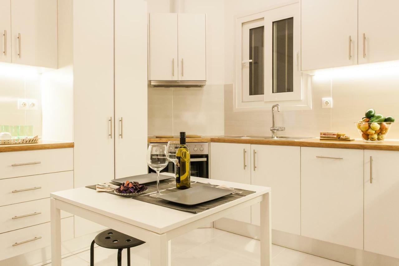 Classy And Stylish Private Apartment At Acropolis Museum Metro Station Atény Exteriér fotografie