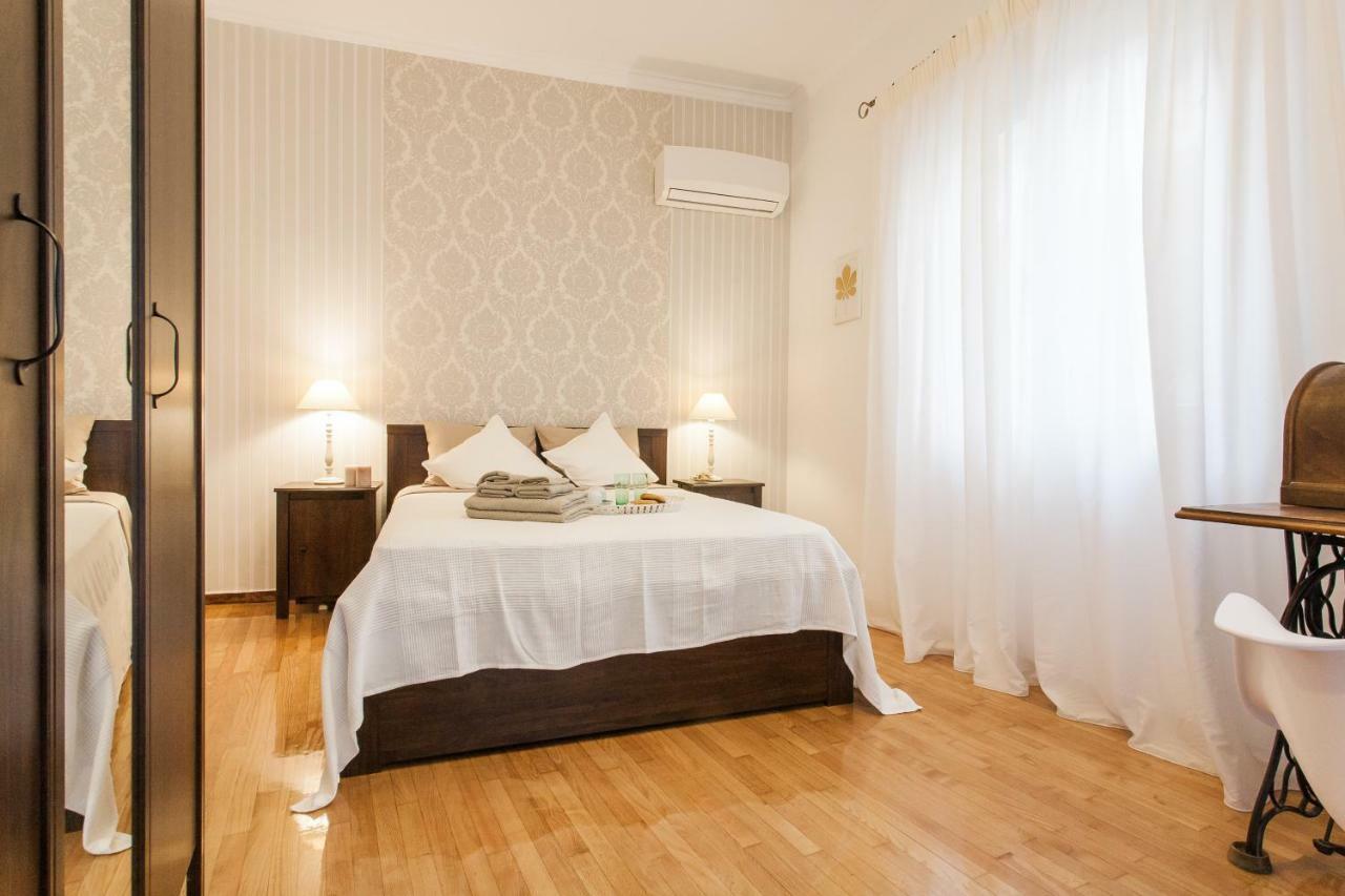Classy And Stylish Private Apartment At Acropolis Museum Metro Station Atény Exteriér fotografie